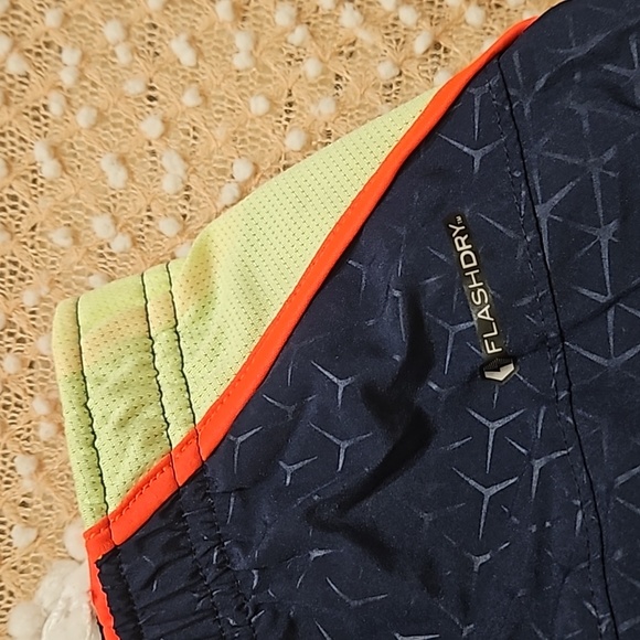 The North Face Running Shorts - Picture 12 of 16